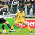 25-_ADE4975
